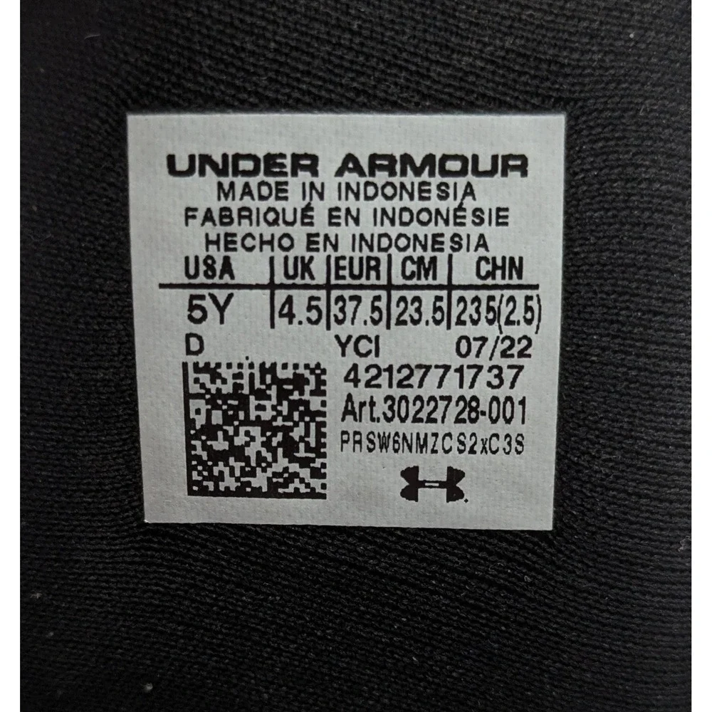 Youth Under Armour UA Ignite VI Slip On Black Slides Sandals 3022728-001 Size 5Y